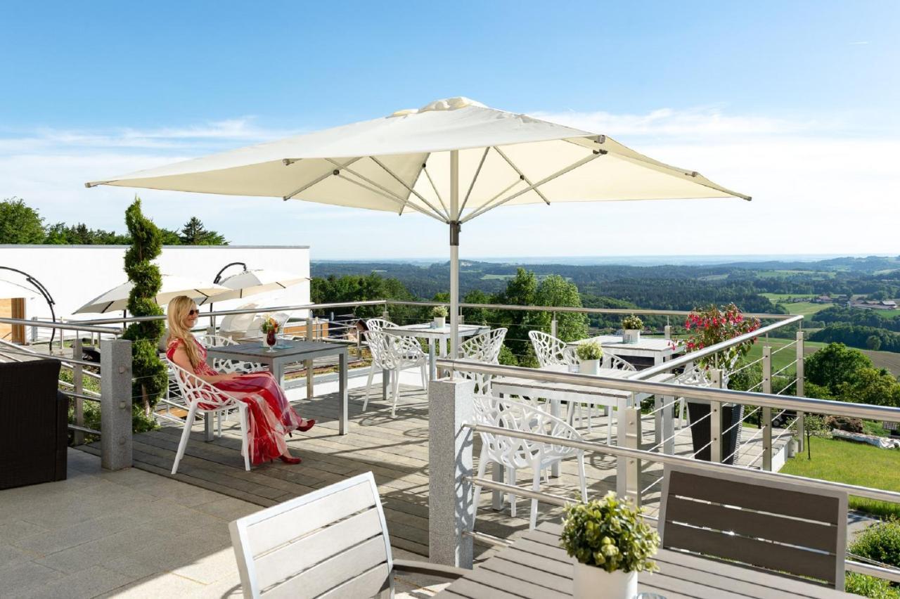 Thula Wellnesshotel Bayerischer Wald Lalling Buitenkant foto